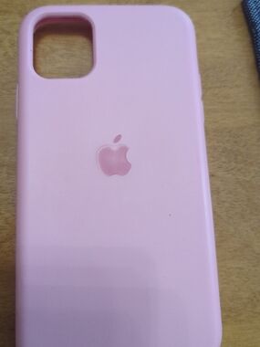 Apple Silicone iPhone Case - Pastel Pink